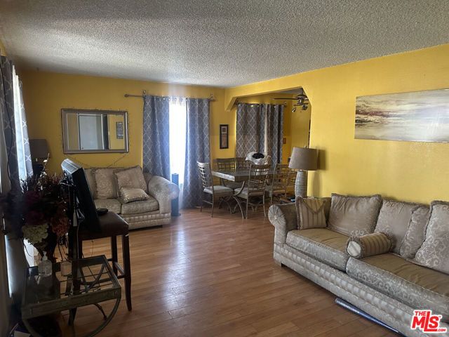 748 E Century Boulevard, Los Angeles, CA 90002