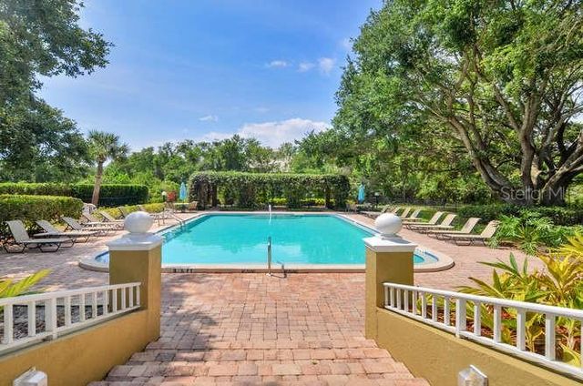 2690 CORAL LANDINGS BOULEVARD 415, Palm Harbor, FL 34684