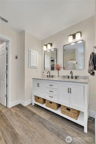 17304 Parkside Way SE, Renton, WA 98058