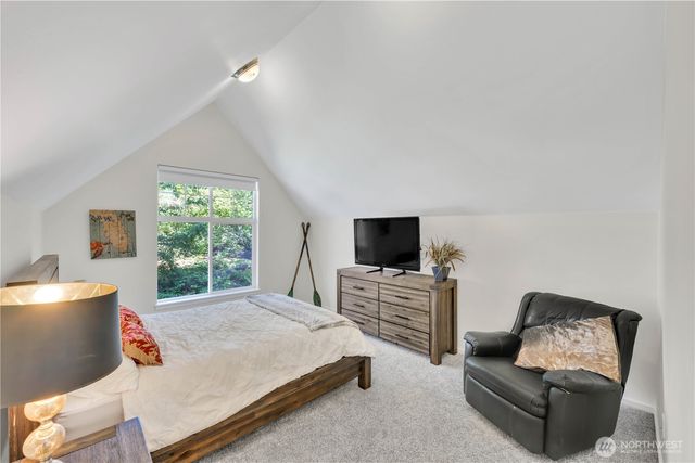 17304 Parkside Way SE, Renton, WA 98058