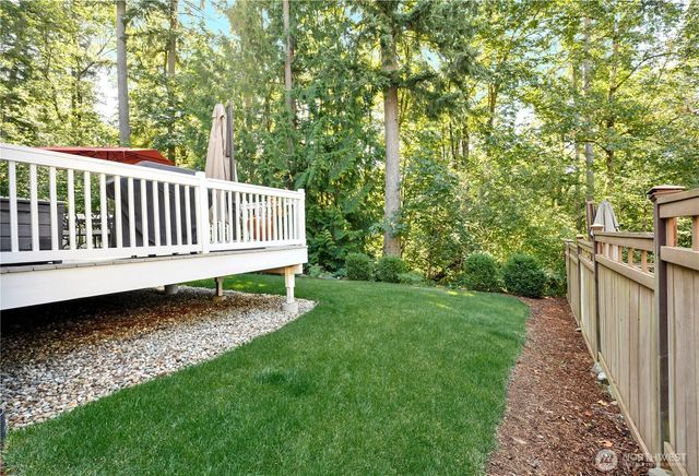 17304 Parkside Way SE, Renton, WA 98058