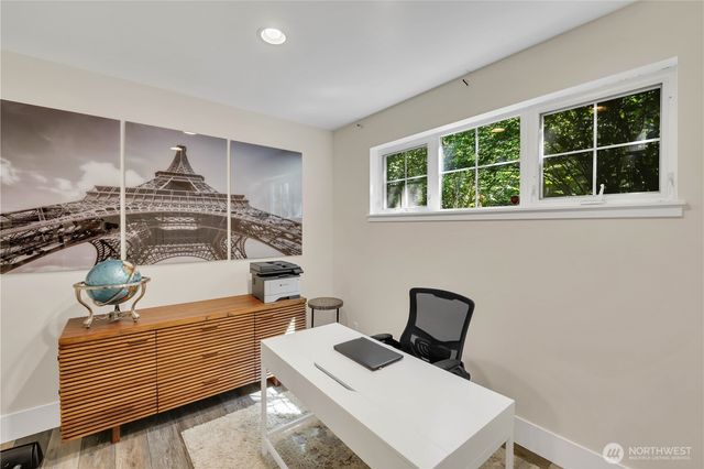 17304 Parkside Way SE, Renton, WA 98058