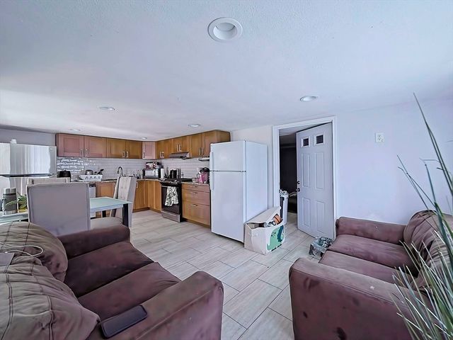 1 Washington St, Revere, MA 02151