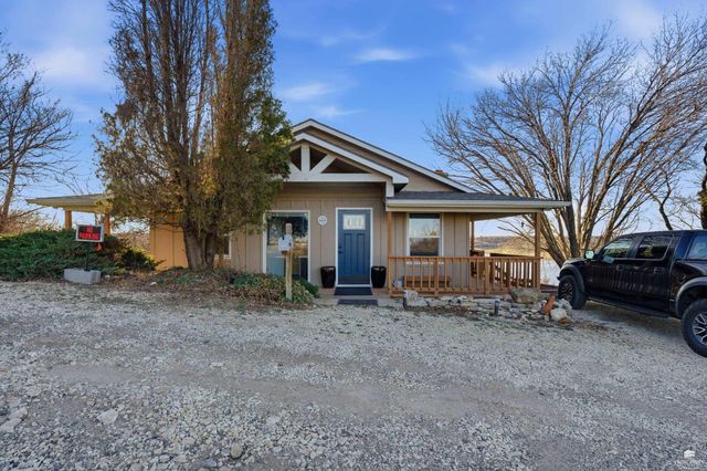 7023 Deer Run, Manhattan, KS 66503