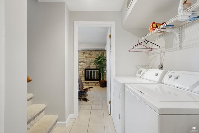 7023 Deer Run, Manhattan, KS 66503