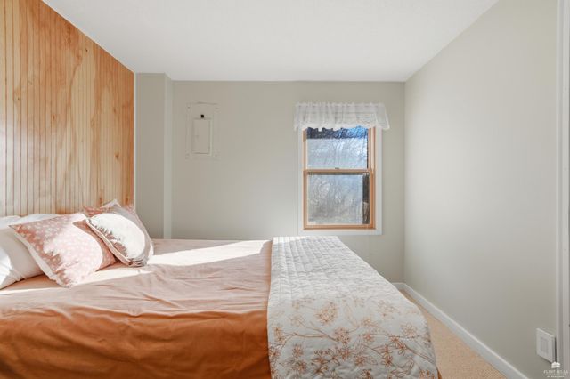 7023 Deer Run, Manhattan, KS 66503