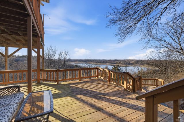 7023 Deer Run, Manhattan, KS 66503