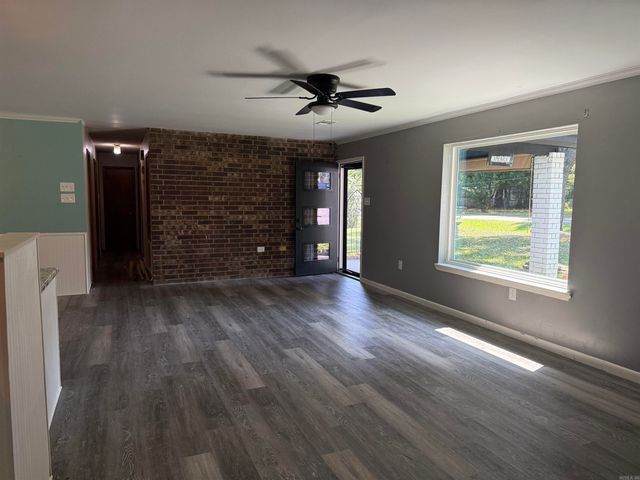 5 Ruth Drive, Conway, AR 72032