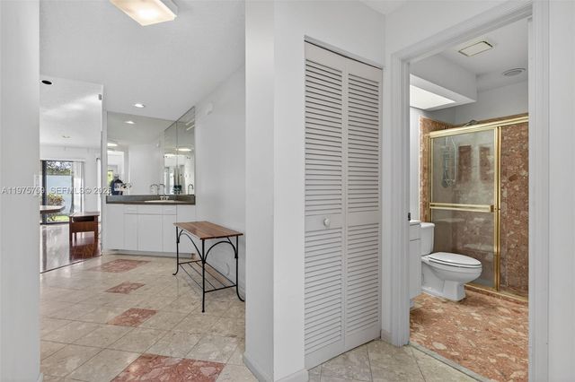 6708 N Pine Island Rd, Tamarac, FL 33321