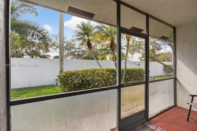 6708 N Pine Island Rd, Tamarac, FL 33321