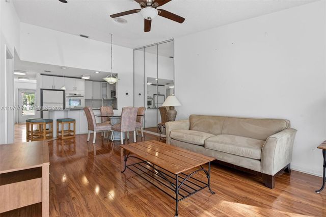 6708 N Pine Island Rd, Tamarac, FL 33321