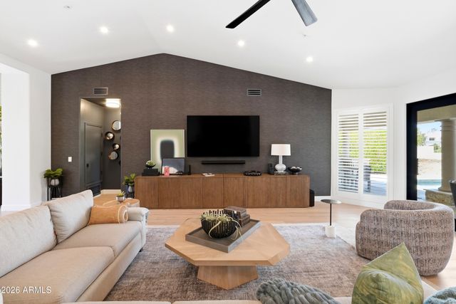 9988 E Bayview Drive, Scottsdale, AZ 85258