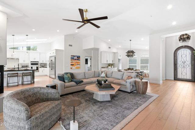 9988 E Bayview Drive, Scottsdale, AZ 85258