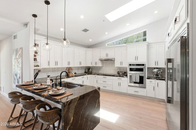 9988 E Bayview Drive, Scottsdale, AZ 85258