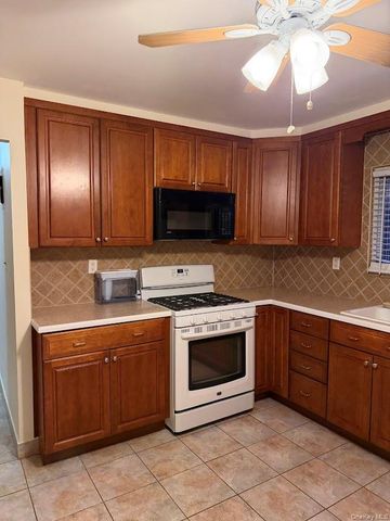 14728 22nd Avenue 1A, Whitestone, NY 11357