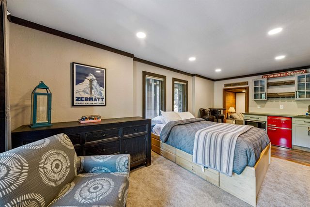 227 Olympic Valley Rd Unit 24, Olympic Valley, CA 96146