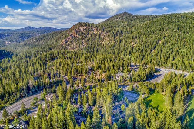 227 Olympic Valley Rd Unit 24, Olympic Valley, CA 96146