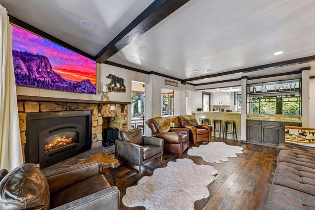 227 Olympic Valley Rd Unit 24, Olympic Valley, CA 96146