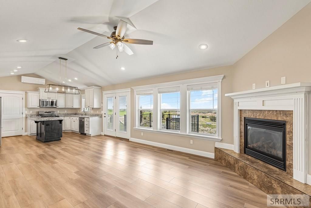 Image 11 of property listing at 3700 S Founders Pointe Drive, Ammon, ID 83406