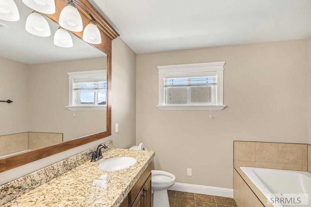 Image 19 of property listing at 3700 S Founders Pointe Drive, Ammon, ID 83406
