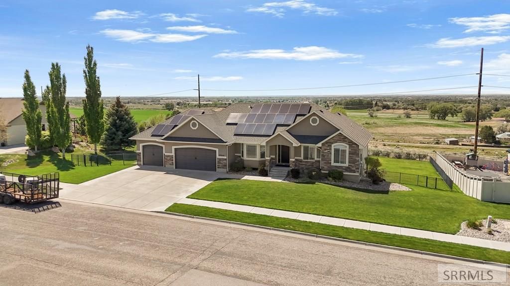Image 49 of property listing at 3700 S Founders Pointe Drive, Ammon, ID 83406