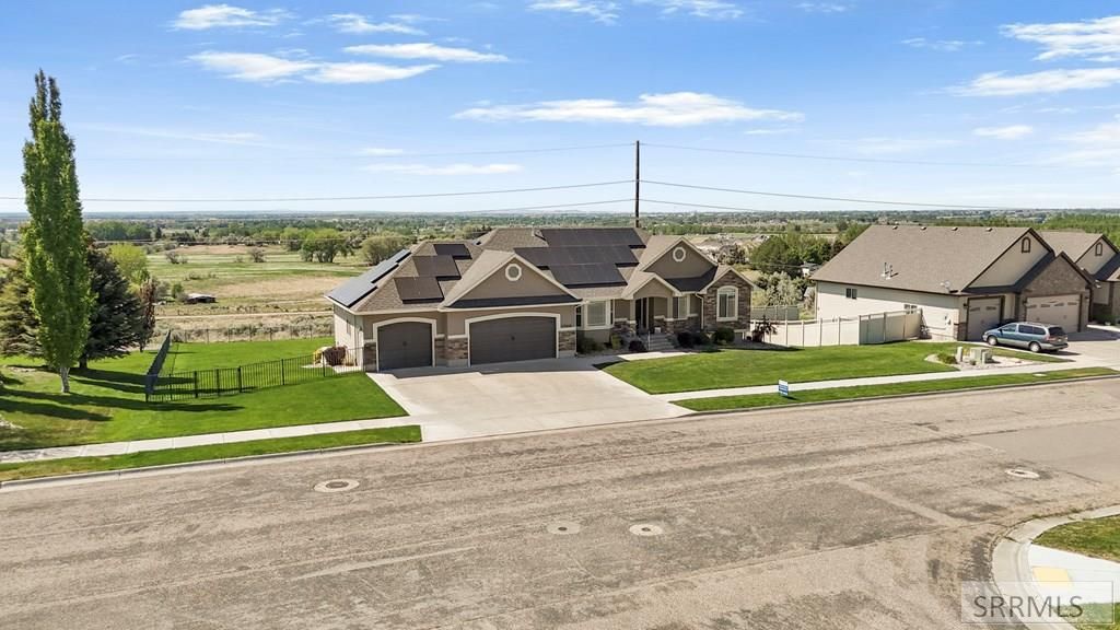 Image 50 of property listing at 3700 S Founders Pointe Drive, Ammon, ID 83406