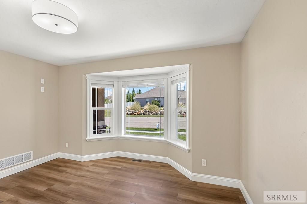 Image 6 of property listing at 3700 S Founders Pointe Drive, Ammon, ID 83406
