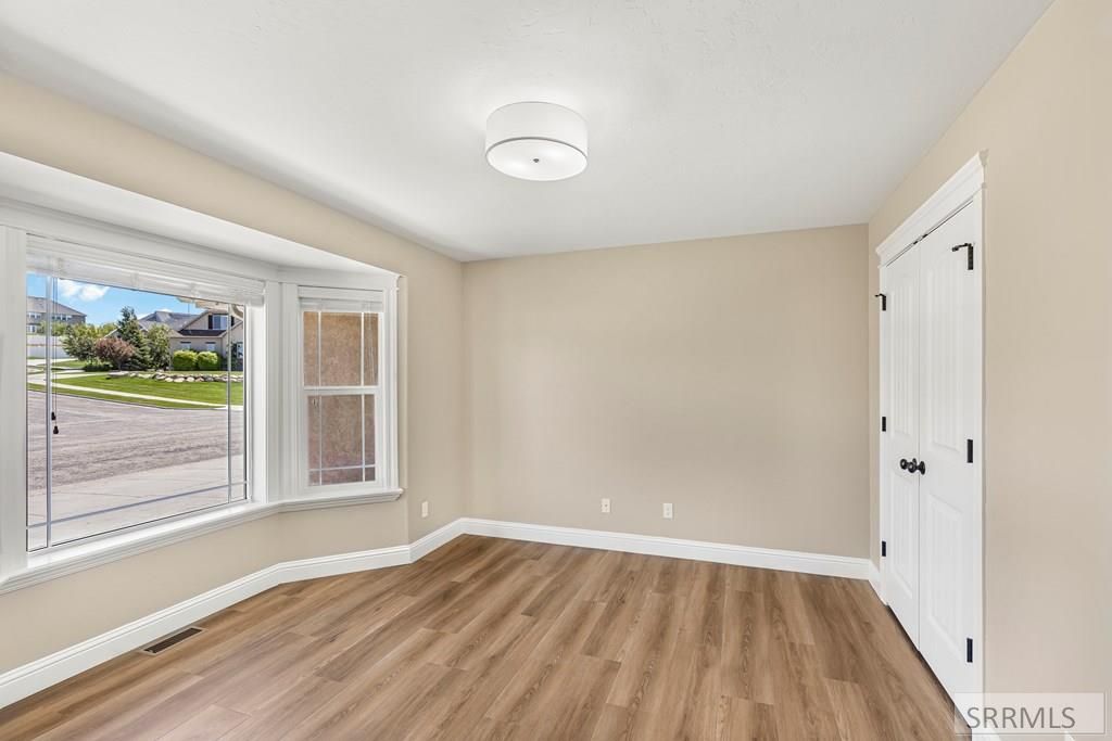 Image 7 of property listing at 3700 S Founders Pointe Drive, Ammon, ID 83406