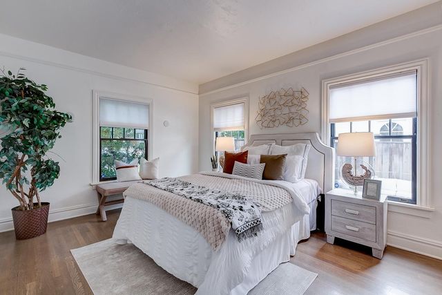 595 Seale Avenue, Palo Alto, CA 94301
