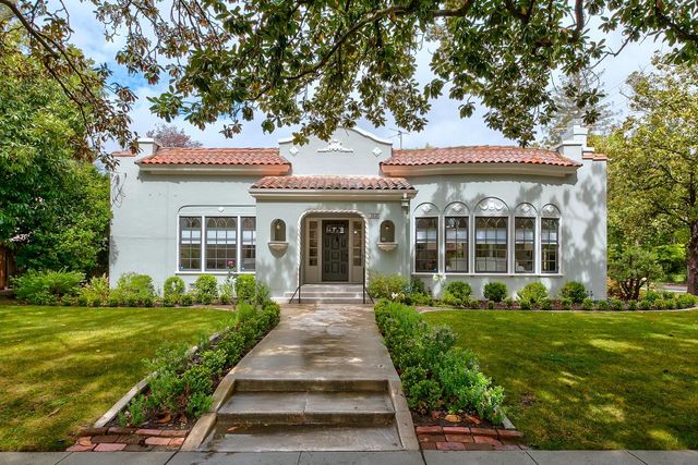 595 Seale Avenue, Palo Alto, CA 94301