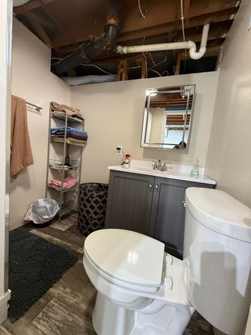 505 SW 17th Ave, Minot, ND 58701