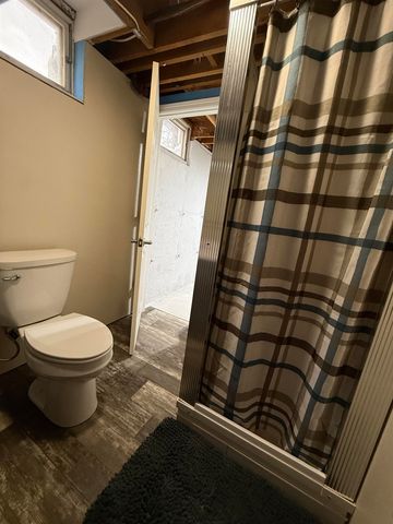 505 SW 17th Ave, Minot, ND 58701