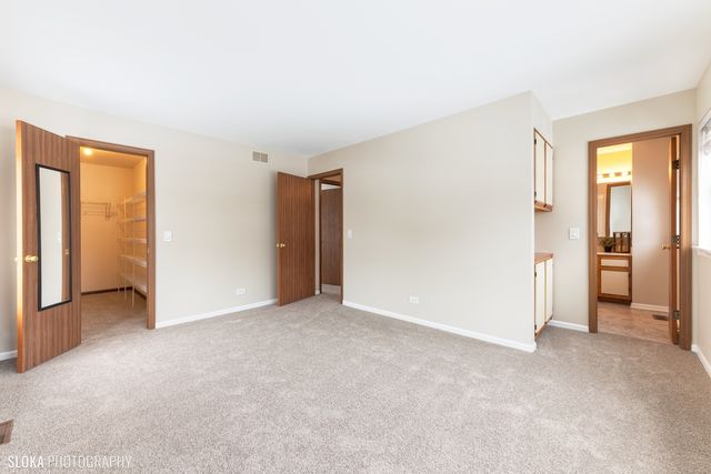 554 Abbeywood Drive, Cary, IL 60013