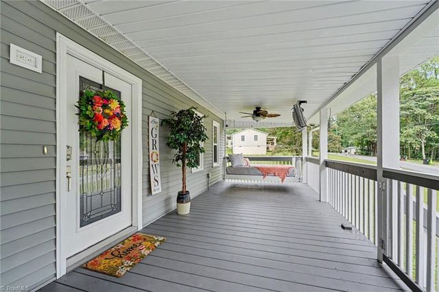 390 Woodhaven Shores Drive, Lexington, NC 27292