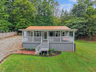 390 Woodhaven Shores Drive, Lexington, NC 27292