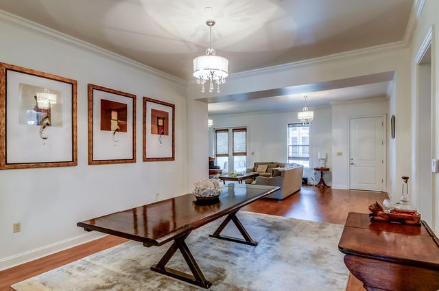 591 Lexington Club Ct Apt 303, Memphis, TN 38117