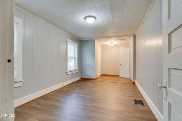 1167 Bloomingdale Pike, Kingsport, TN 37660