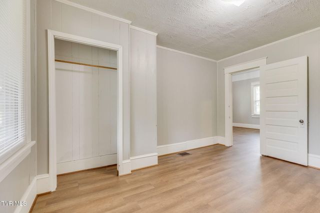 1167 Bloomingdale Pike, Kingsport, TN 37660