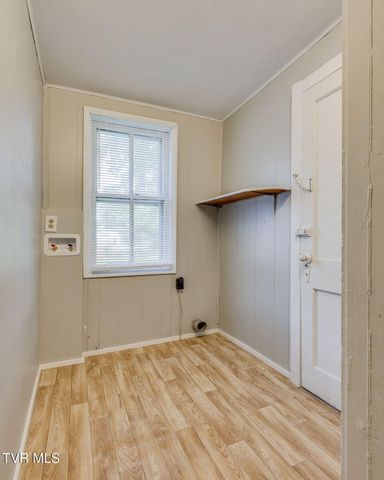 1167 Bloomingdale Pike, Kingsport, TN 37660