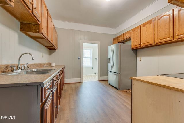 1167 Bloomingdale Pike, Kingsport, TN 37660