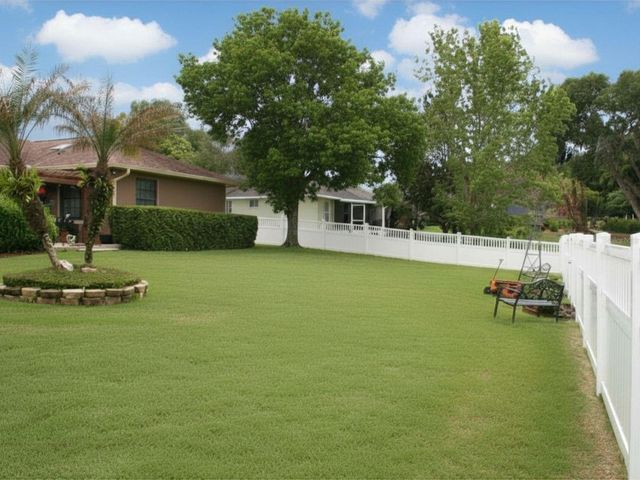 136 WOOD RIDGE TRAIL, Sanford, FL 32771