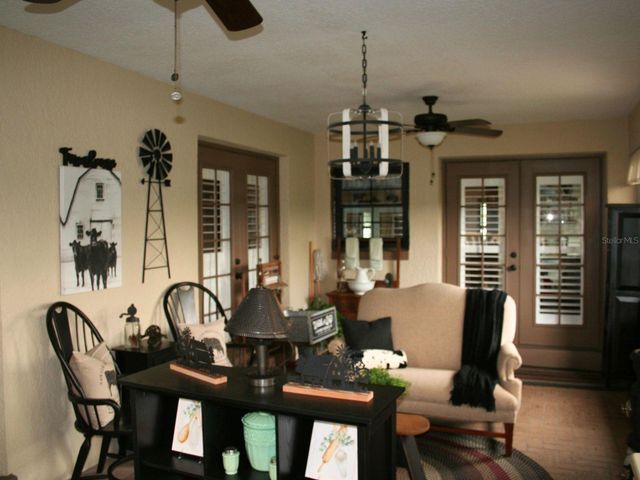 136 WOOD RIDGE TRAIL, Sanford, FL 32771