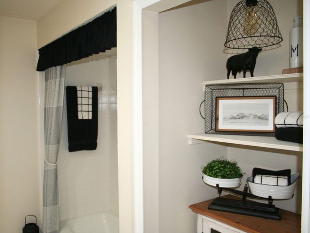 136 WOOD RIDGE TRAIL, Sanford, FL 32771