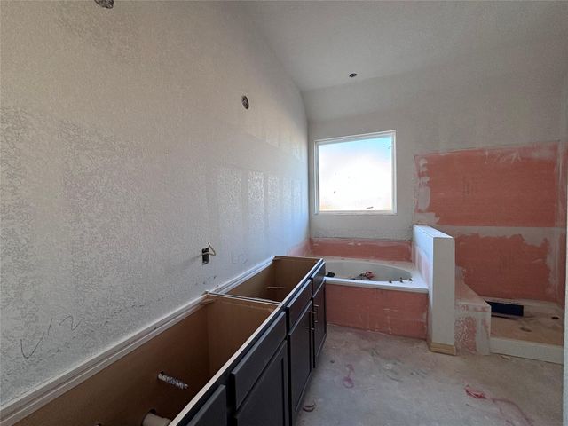 130 Rita Blanca BND, Bastrop, TX 78602