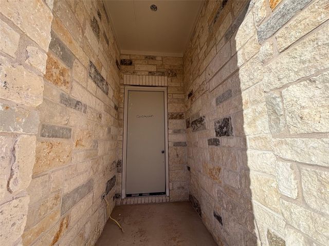 130 Rita Blanca BND, Bastrop, TX 78602