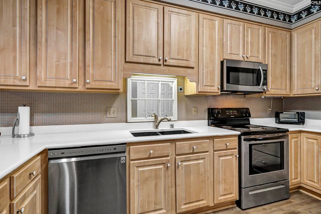 8 Southbury Lane, Columbia, SC 29209