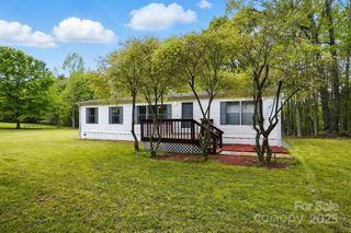 621 Harper Davis Road, Lake Wylie, SC 29710