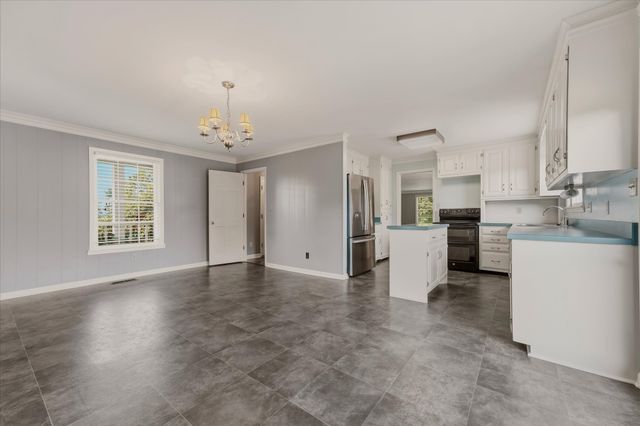 165 Blair Rd, La Vergne, TN 37086