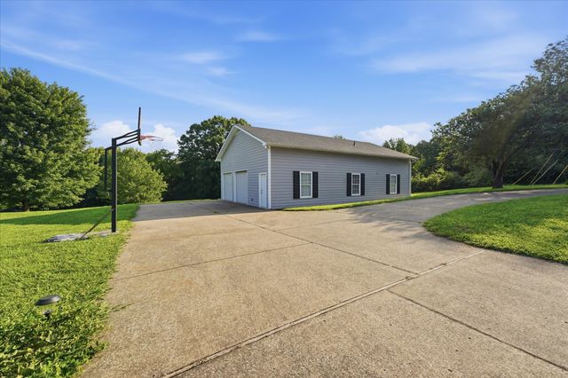 165 Blair Rd, La Vergne, TN 37086