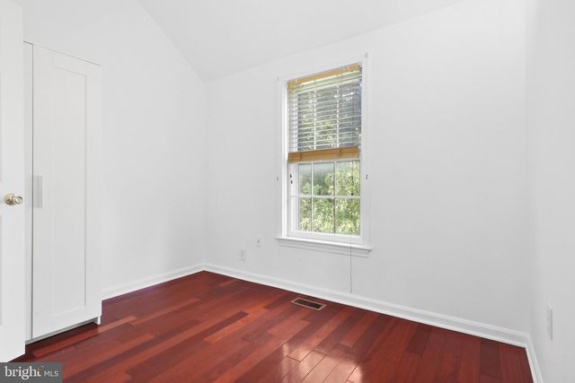 9364 PETER ROY CT, Burke, VA 22015